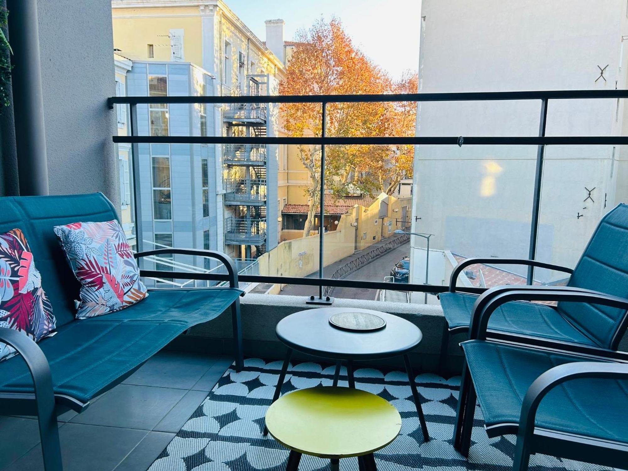 Le 13Or - Appartement De Charme En Plein Centre Ville Avec Parking Et Jolie Terrasse - Panier Joliette Vieux Port Marseille Exterior photo
